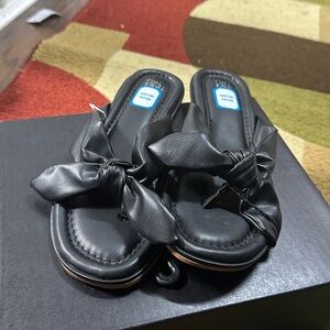 Time and Tru Black Bow Slip-On Sandals